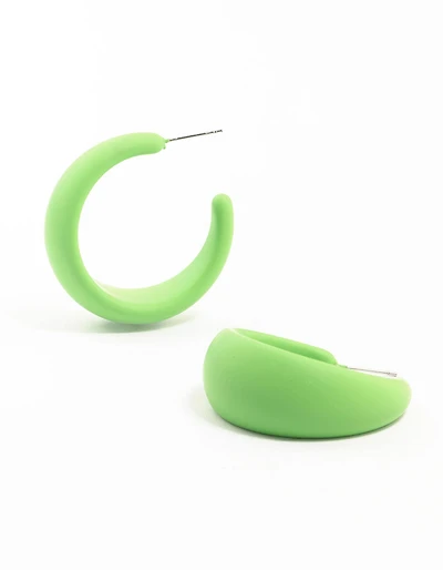 Boucles d’oreilles larges à cerceau pointu recouvert de vert