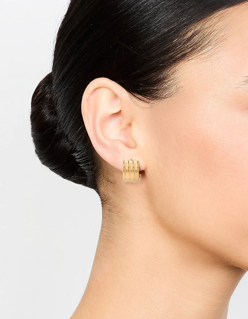 Boucles d’oreilles Huggie imperméables en acier inoxydable inoxydable à nervures