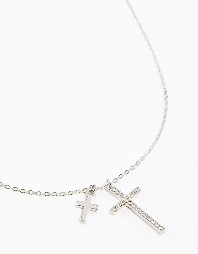 Collier en pendentif croix en argent