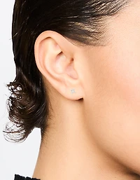 Boucles d’oreilles cubiques en zirconia micro fleur en argent sterling