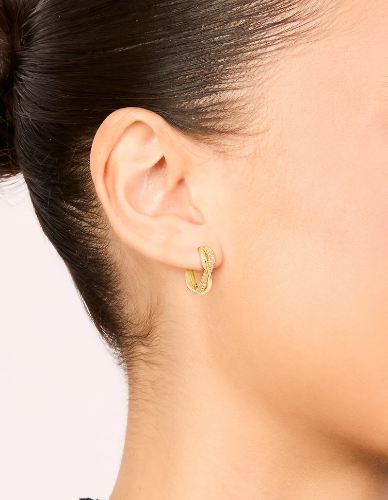 Boucles d’oreilles en cerceau torsadé en zircone cubique plaquées or