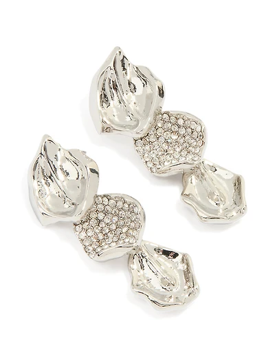 Boucles d’oreilles tombantes en pétales de feuille d’argent