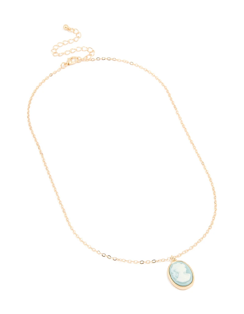 Gold Round Face Pendant Necklace