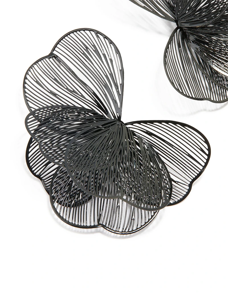 Black Coated Metal Wire Petal Stud Earrings