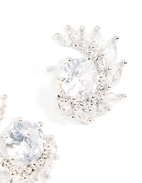 Boucles d’oreilles en zircone cubique argentée en zircone avec enroulement de vigne