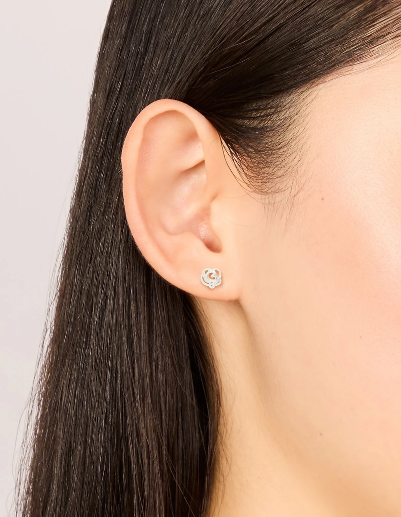 Boucles d’oreilles cubiques en zircone en zircone en argent sterling