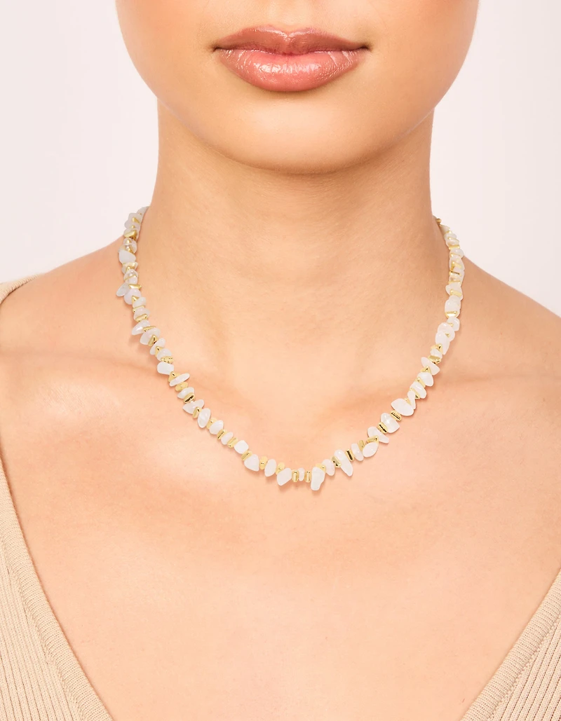 Collier triangle en quartz rose plaqué or
