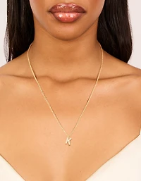 Collier cubique en zircone plaqué or avec la lettre K