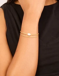 Bracelet superposé en chaîne de perles d’eau douce plaqué or