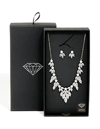 Ensemble de boucles d’oreilles et colliers en perles cubiques en zircone en argent