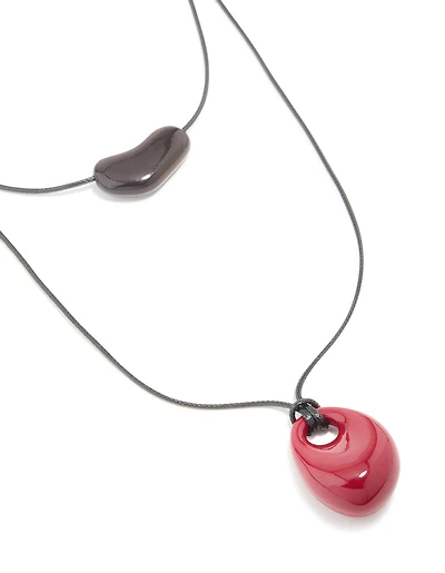 Collier superposé en corde acrylique noir et rouge