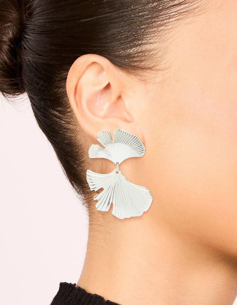 Boucles d’oreilles en pétales imperméables en acier inoxydable statement