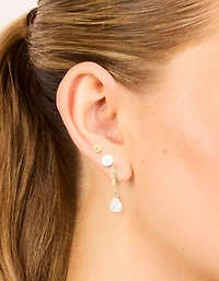 Pochet empilable d’oreilles cubiques en zircone et perles en acier inoxydable plaqué or et imperméable