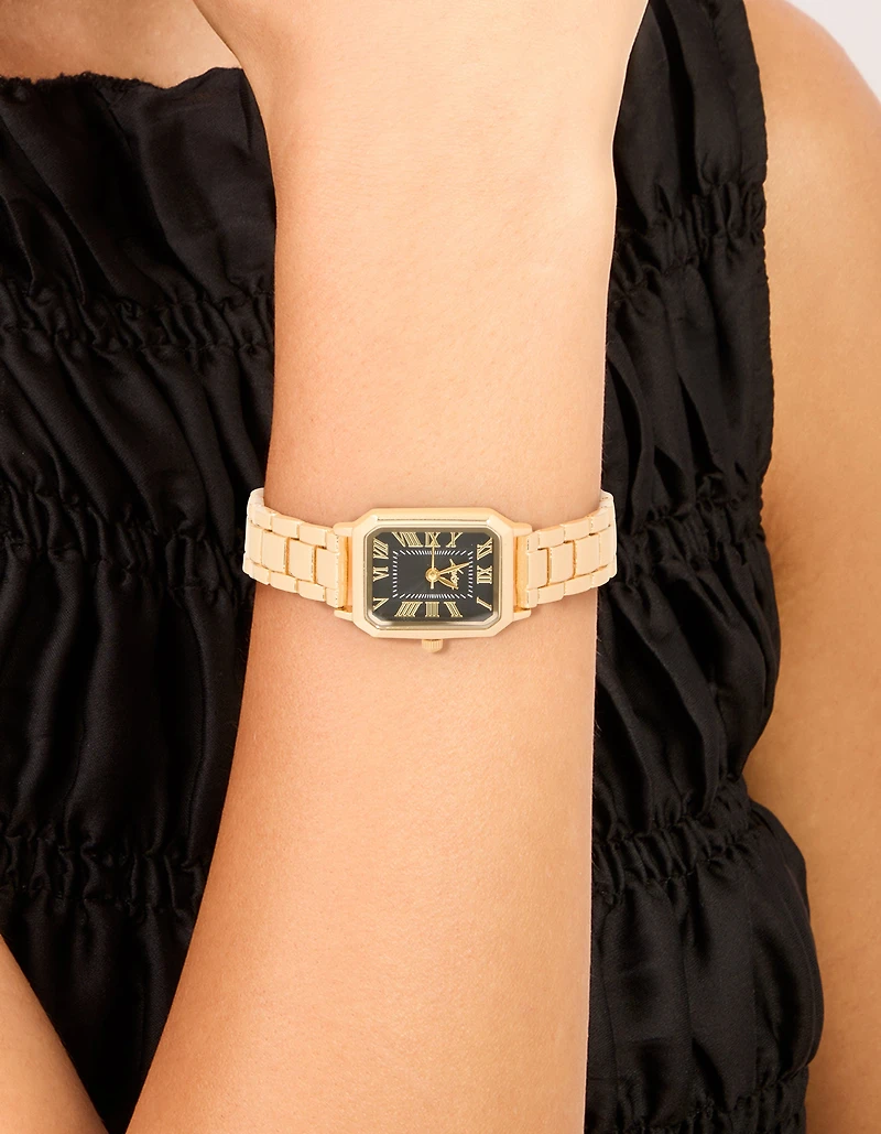 Montre en chiffres romains rectangulaires noirs dorés