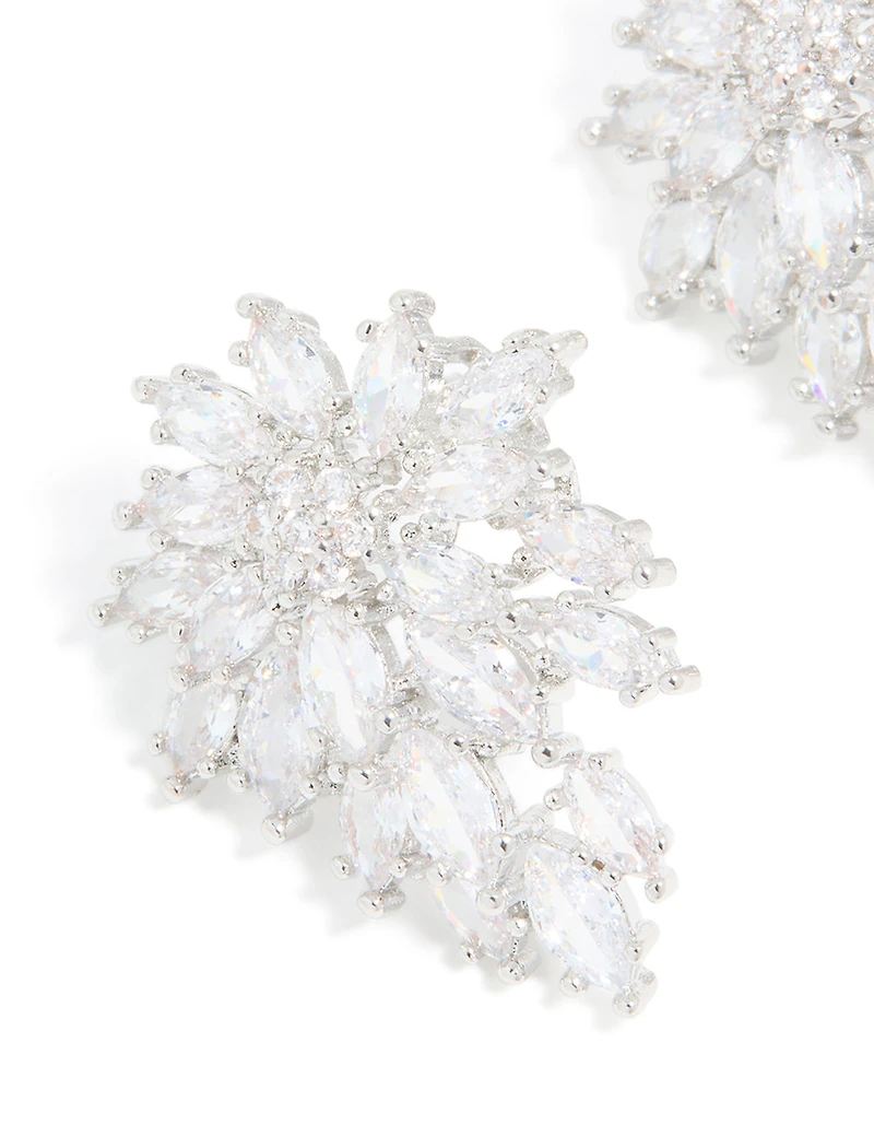 Boucles d’oreilles en grappe de flocons de neige en zircone cubique