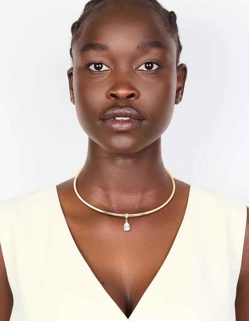 Collier tubulaire central en zircone cubique en or