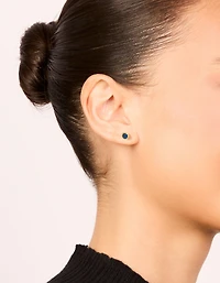 Boucles d’oreilles à clous sertissées en zircone cubique en acier inoxydable en acier inoxydable, étanches d’étanchéité en acier inoxydable plaqué or