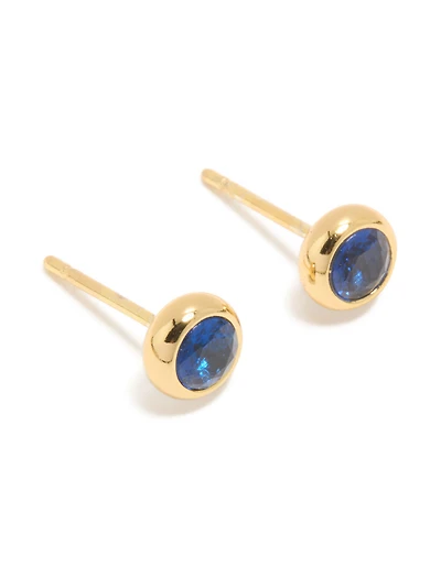 Boucles d’oreilles à clous sertissées en zircone cubique en acier inoxydable en acier inoxydable, étanches d’étanchéité en acier inoxydable plaqué or