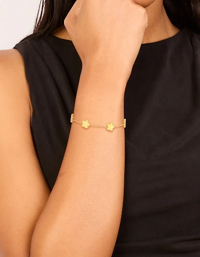 Bracelet à breloques imperméables en acier inoxydable plaqué or en beurre jaune