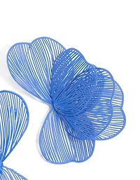 Boucles d’oreilles en pétales en fil métallique recouvert de bleu foncé