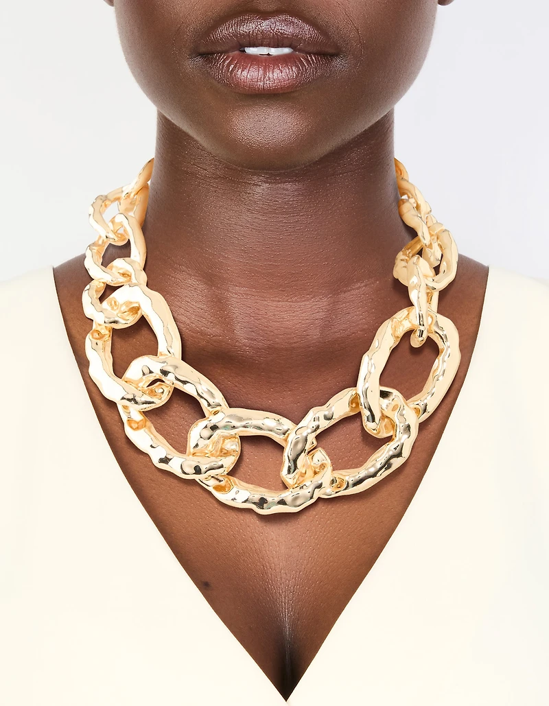 Collier en chaînes épaisses à texture dorée