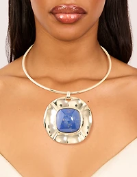 Collier torque en pendentif torque en résine bleu foncé bleu foncé