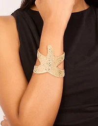 Manchette de poignet en étoile de mer martelée en or