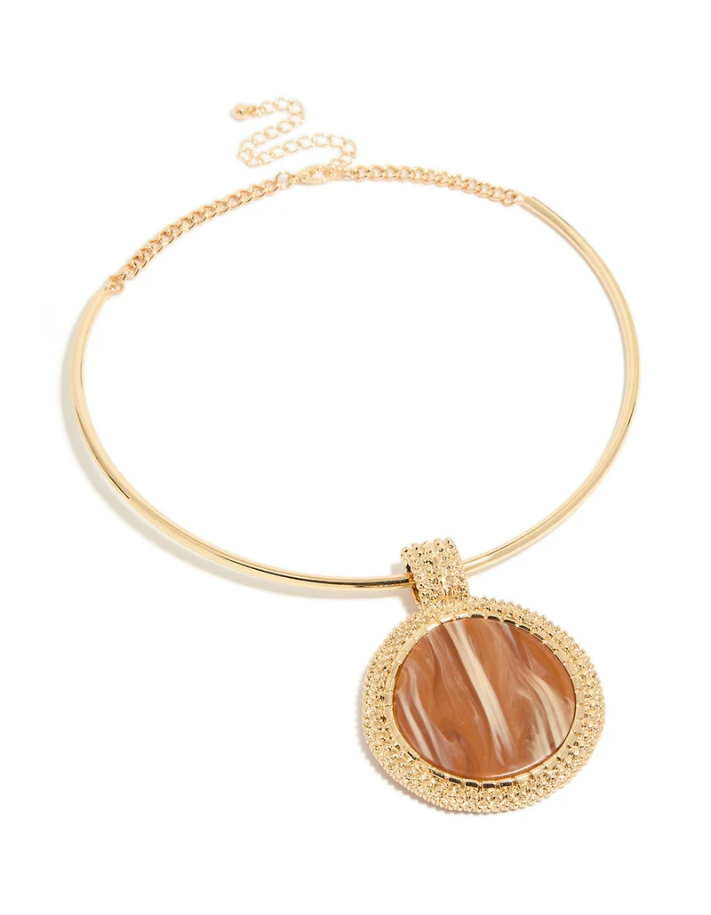 Collier pendentif torque en pierre marbrée dorée brun