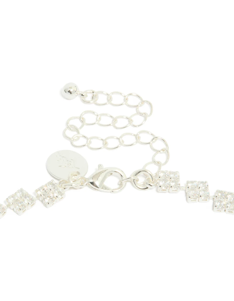 Collier à fleurs multiples en zircon cubique plaqué argent