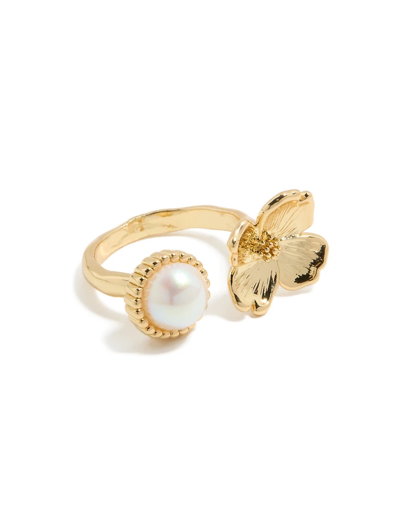 Bague en perles et fleurs plaquées or