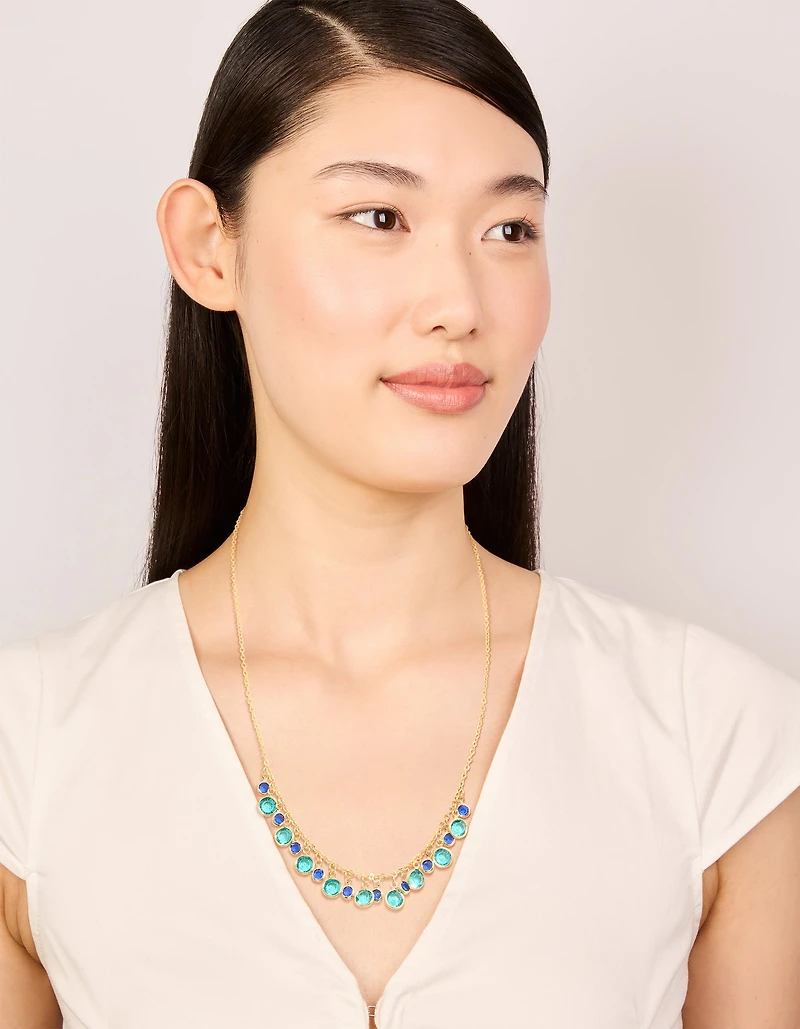 Collier de pendentifs circulaires cubiques en zirconie plaqués or et bleu foncé