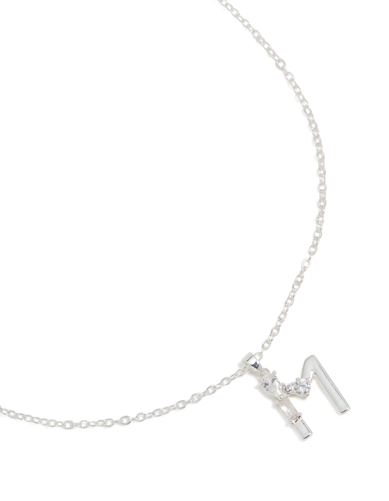 Collier en zircone cubique mince plaqué argent en lettres M