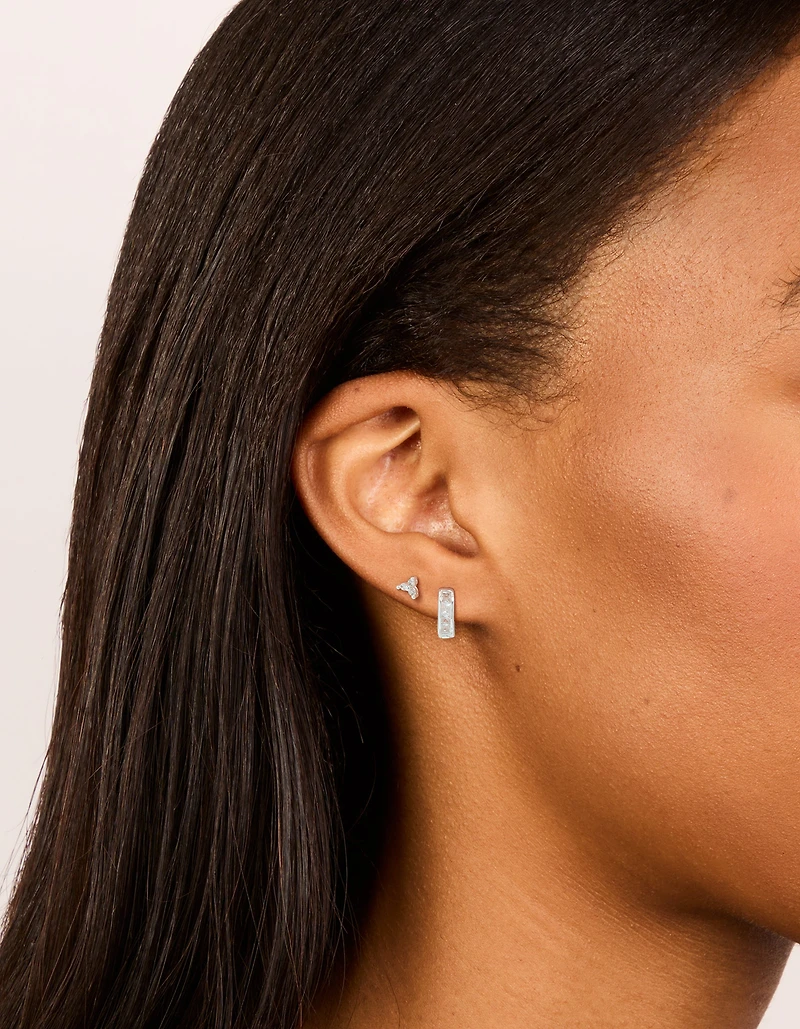 Boucles d’oreilles trio cubique en zircone plaquées argent et boucles d’oreilles Huggie