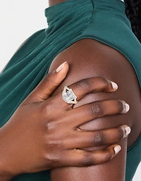 Bague carrée en argent sertie de zirconiums cubiques pavés
