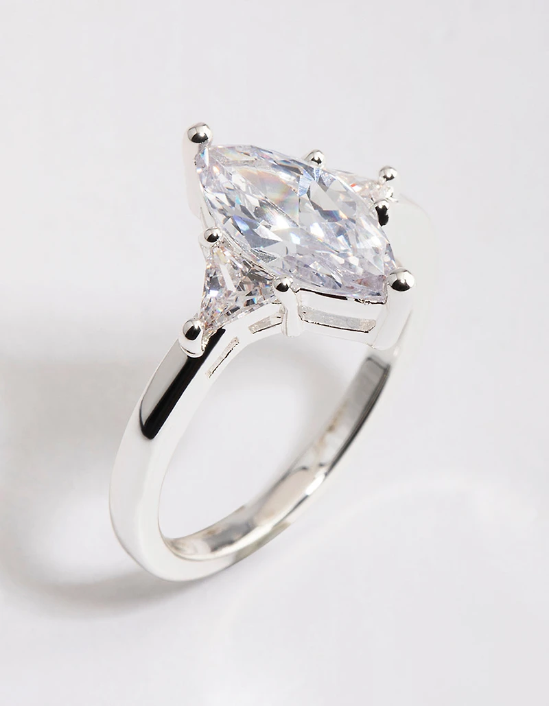Bague Marquise précieuse plaquée argent