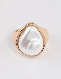 Gold Irregular Pearl Ring