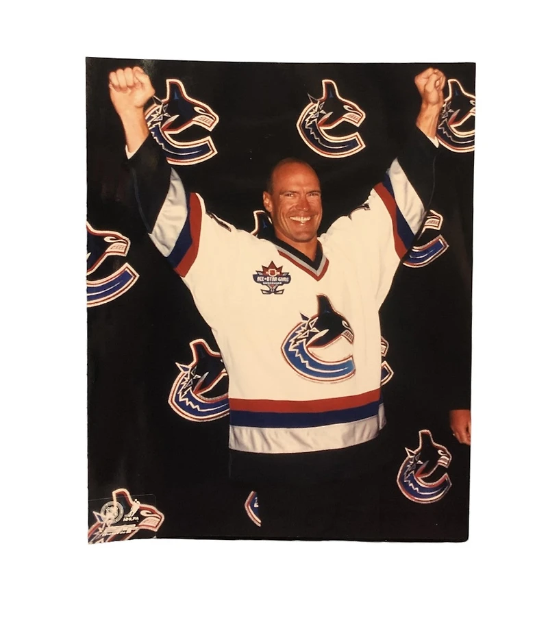 Mark Messier Vancouver Canucks Assortment Deal (Online Exclusive)