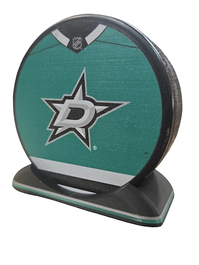Puck Display Stand Silver, Green