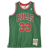 NBA Hardwood Classics Player 1995-96 Swingman Jersey Scottie Pippen Bulls (Green w/Pinstripes)