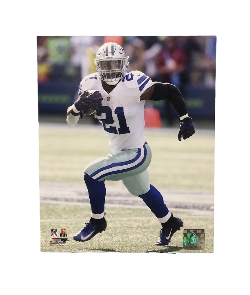 NFL 8x10 Player Photograph Run Ezekiel Elliott Cowboys