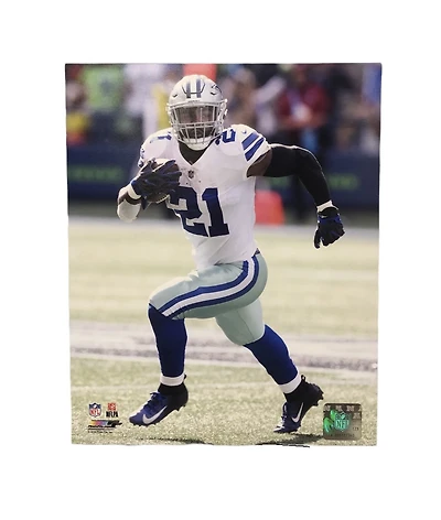 NFL 8x10 Ezekiel Elliott Cowboys Player Photograph Run