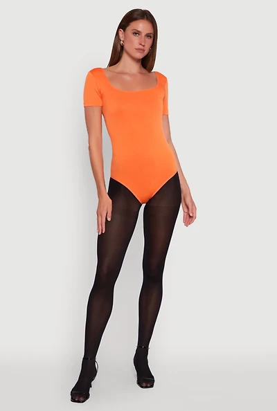 Womens Seamless Solid Short Sleeve Bodysuit, L-XL