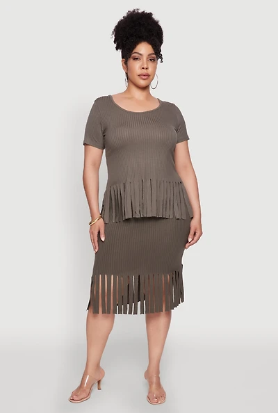 Womens Plus Size High Waisted Ribbed Knit Fringe Midi Skirt, Green, Size 2X