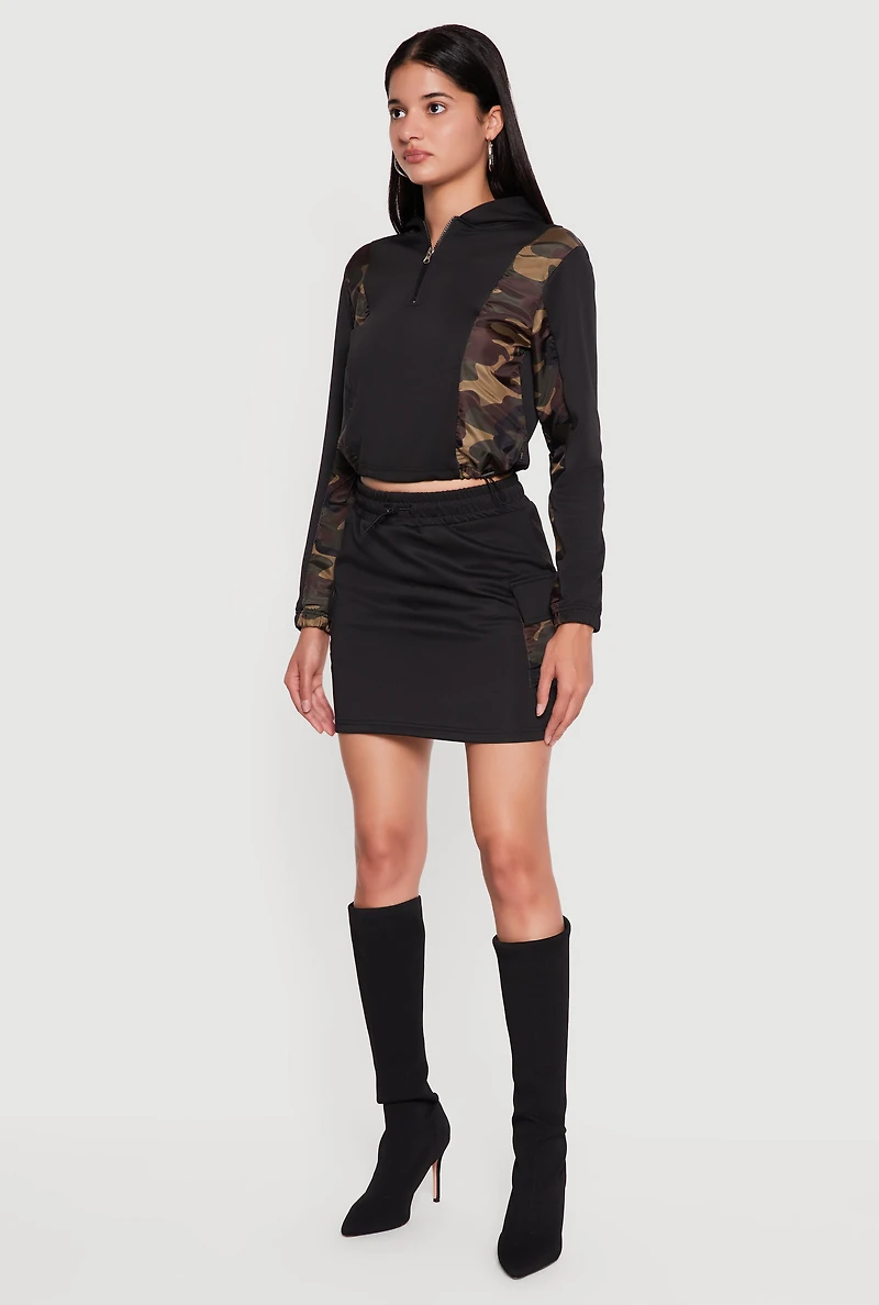 Camouflage Detail Quarter Zip Hoodie