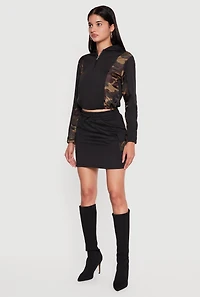 Camouflage Detail Quarter Zip Hoodie