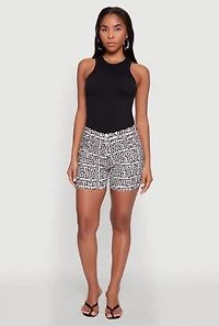 Womens Hyper Stretch Patterned Pull On Shorts, Multi, Size L