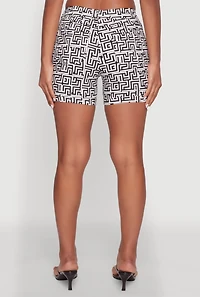 Womens Hyper Stretch Patterned Pull On Shorts, Multi, Size M