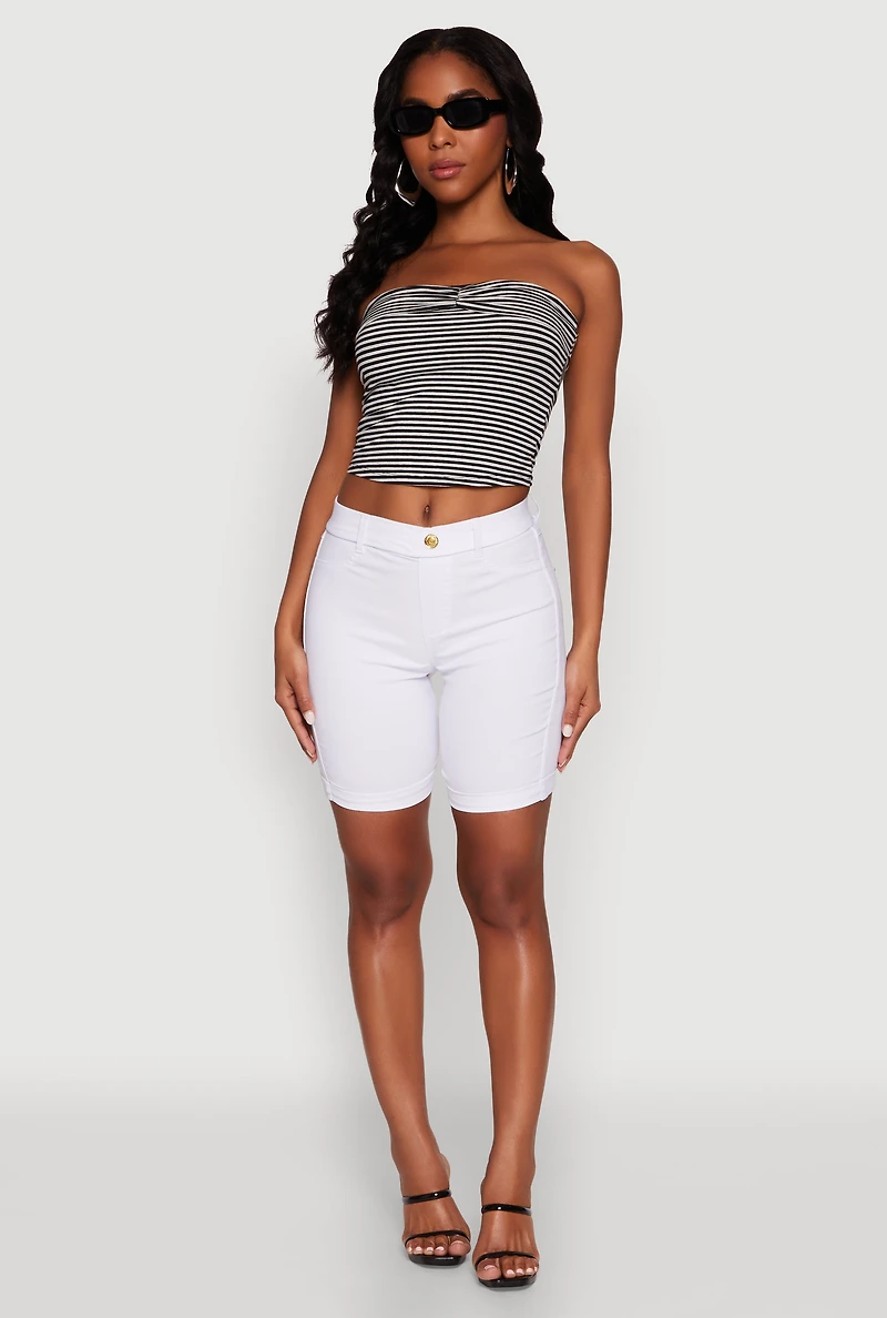 Womens Hyper Stretch Pull On Bermuda Shorts, White, Size M