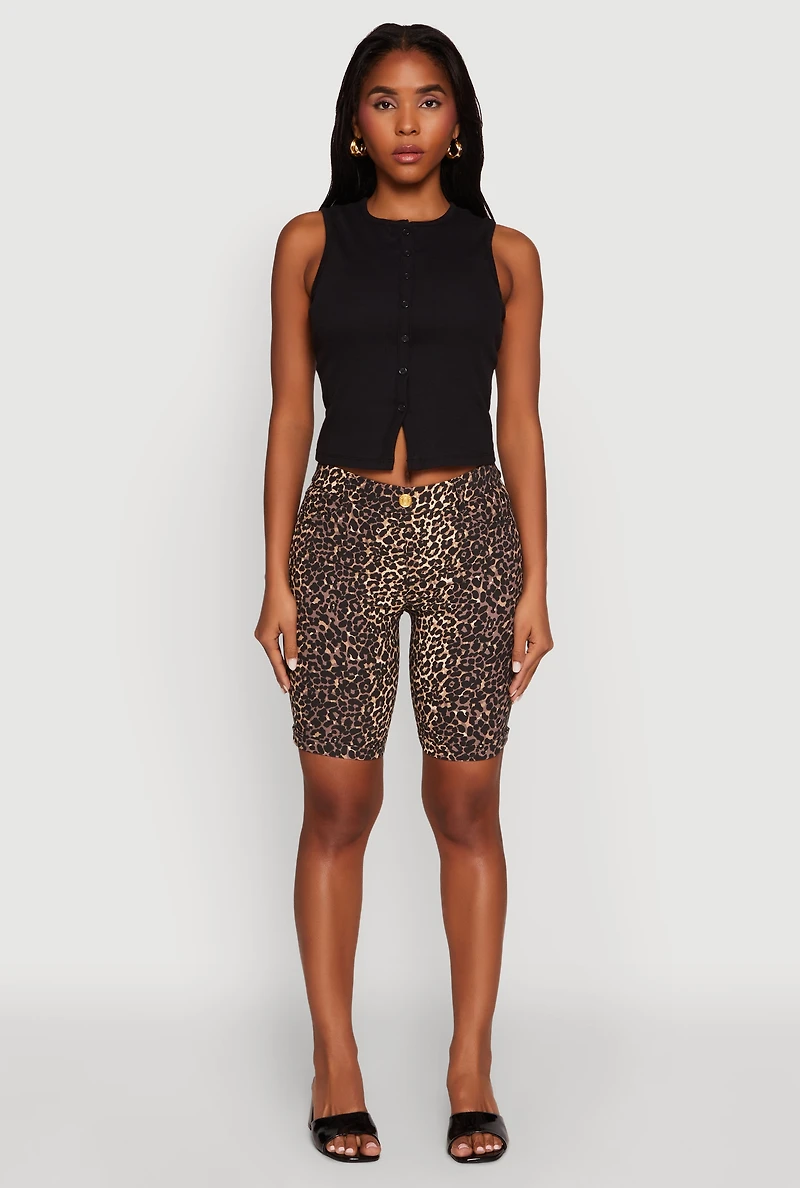 Womens Hyper Stretch Pull On Bermuda Shorts, Brown, Size S