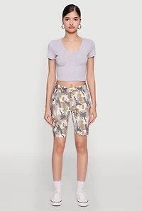 Womens Hyper Stretch Pull On Bermuda Shorts, Multi, Size M